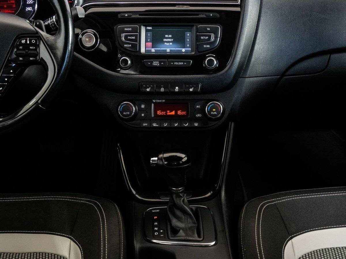Kia Ceed, 2015 Фото №14