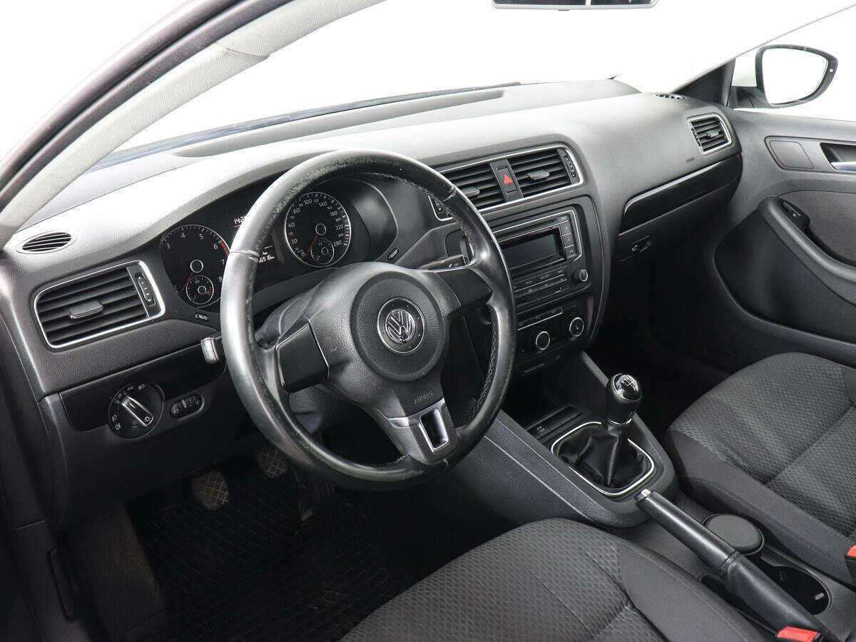 Volkswagen Jetta, 2013 Фото №9