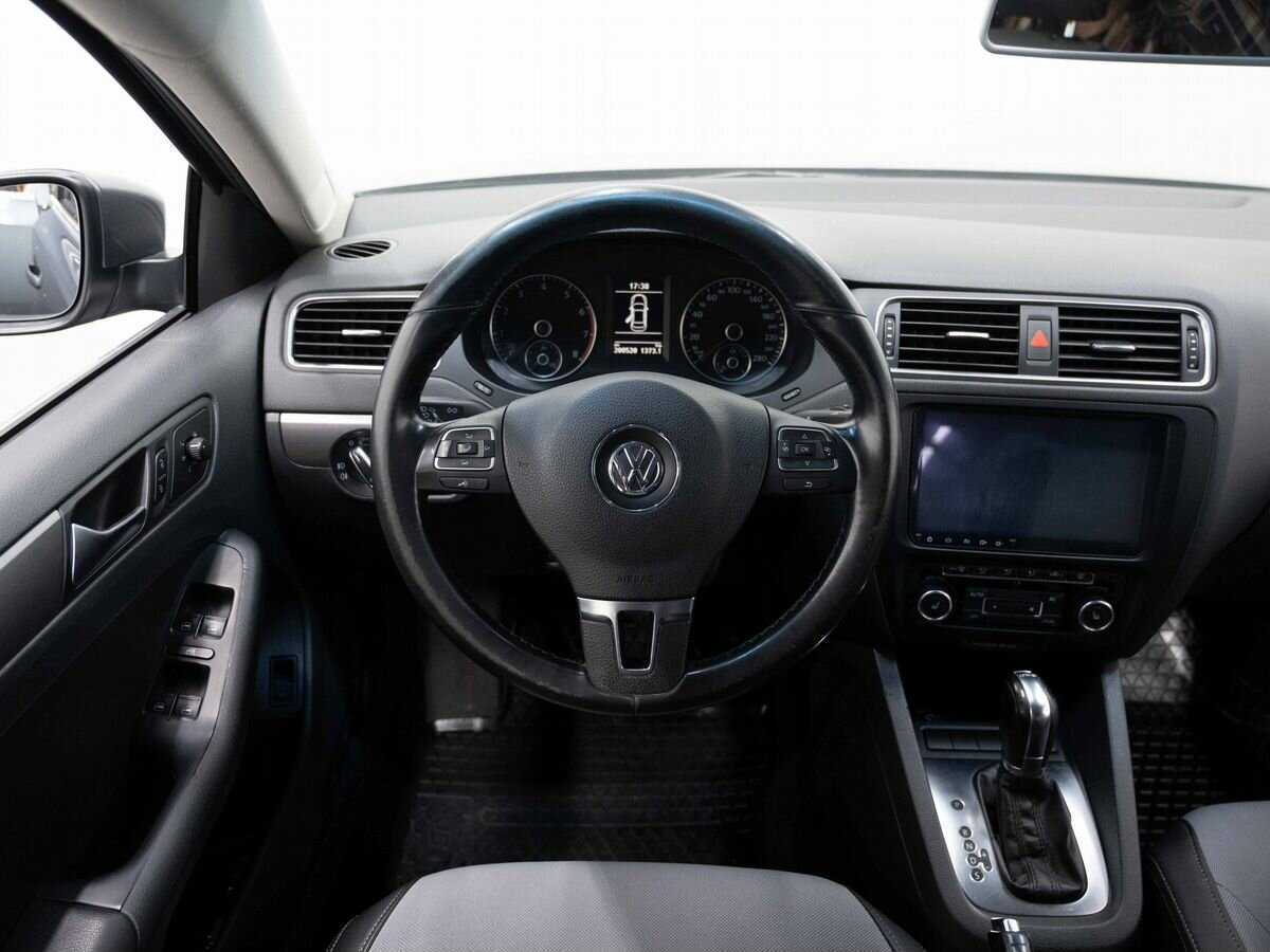 Volkswagen Jetta, 2012 Фото №14