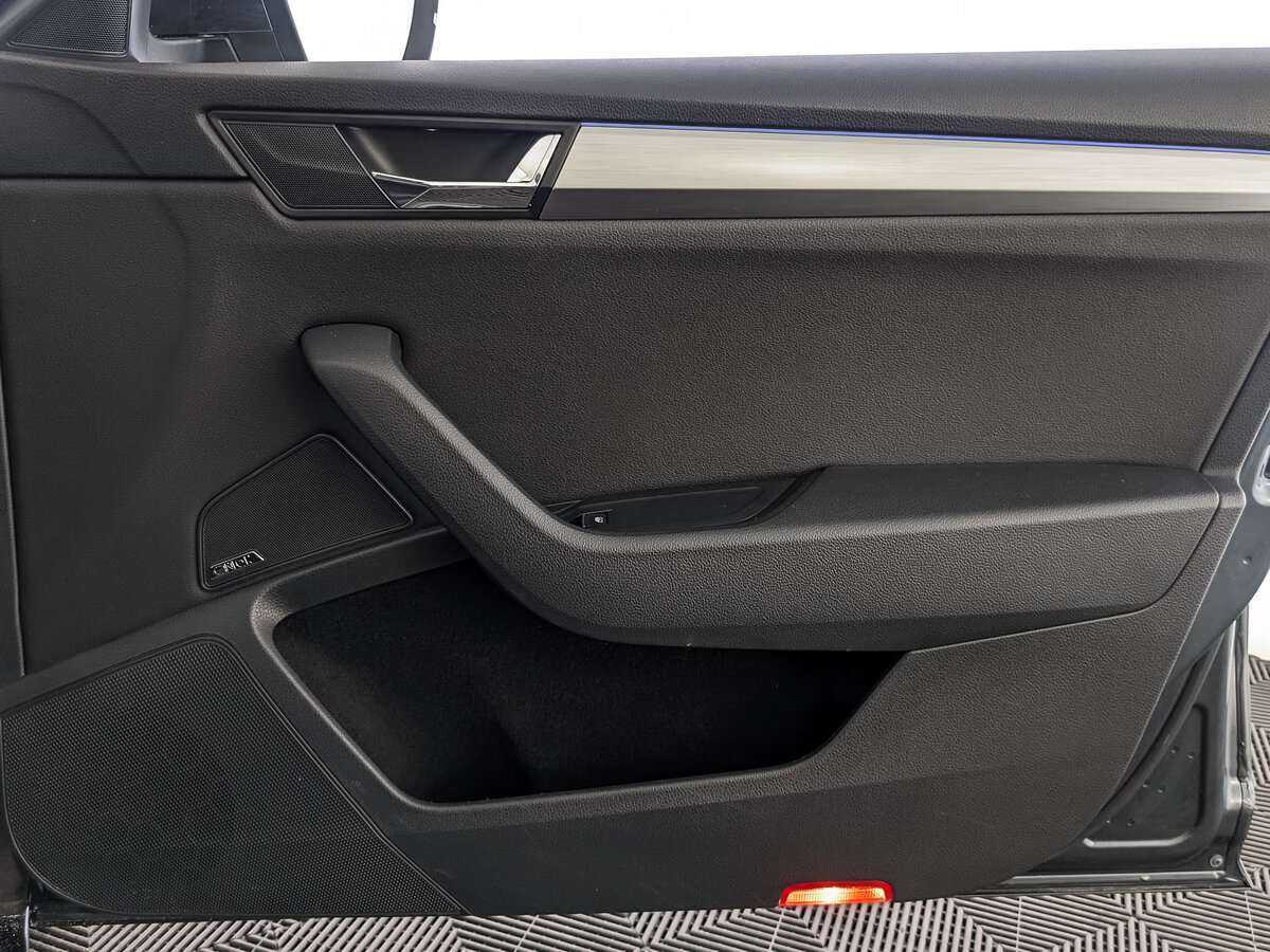 Skoda Superb, 2017 Фото №20