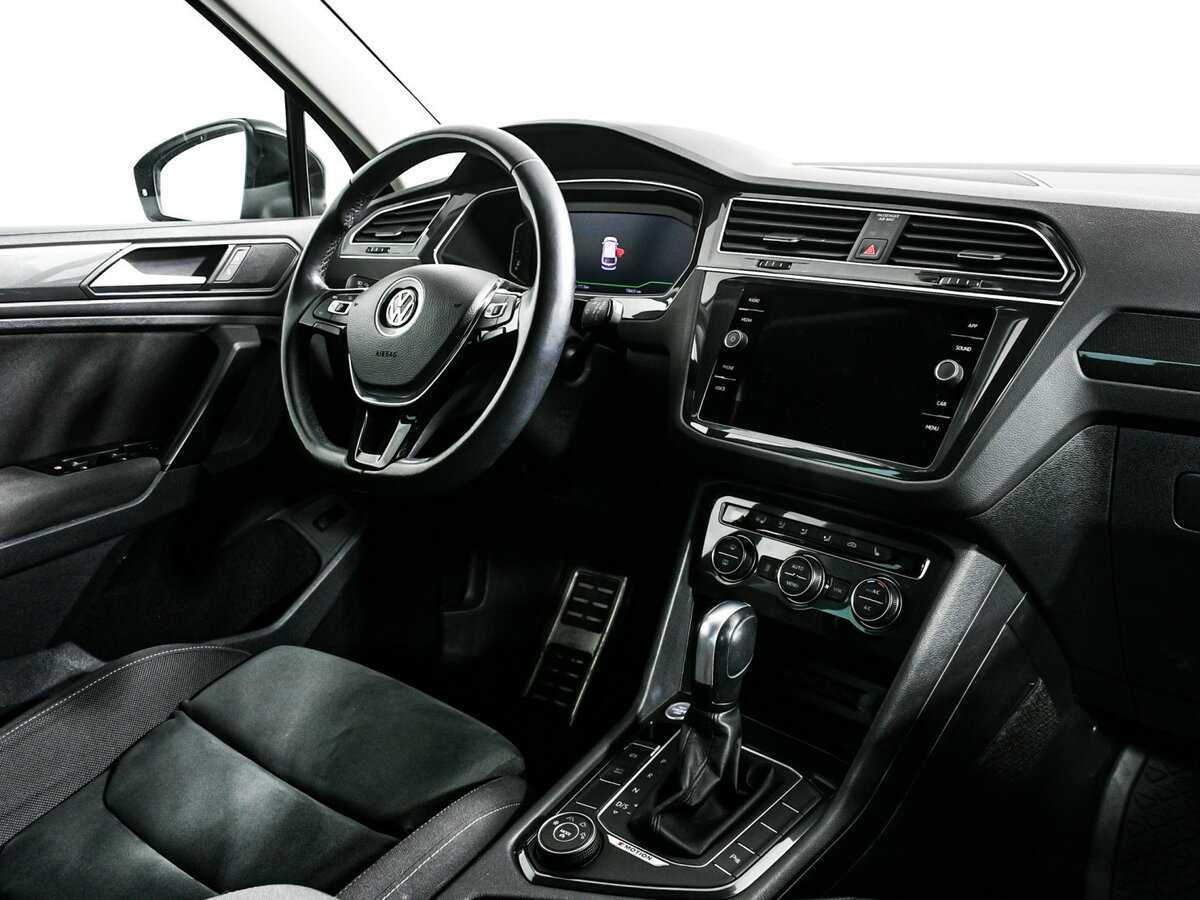 Volkswagen Tiguan, 2019 Фото №7