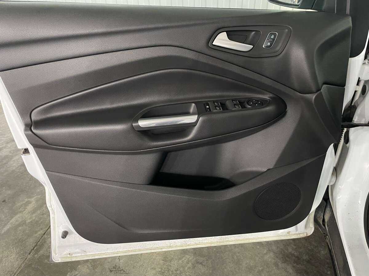 Ford Kuga, 2017 Фото №24