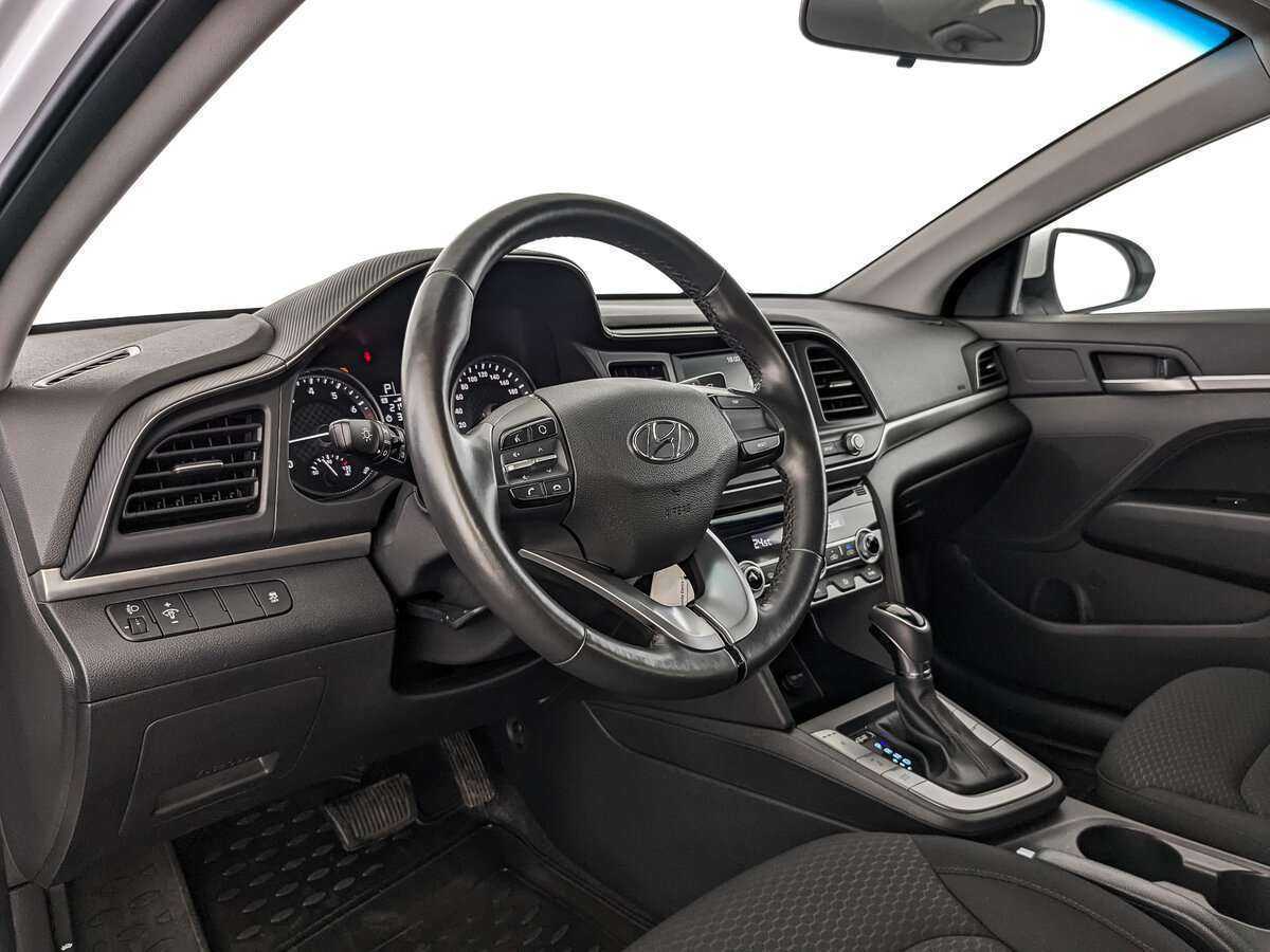 Hyundai Elantra, 2020 Фото №15