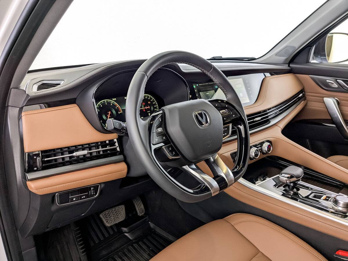 Changan CS95, 2023 Фото №16