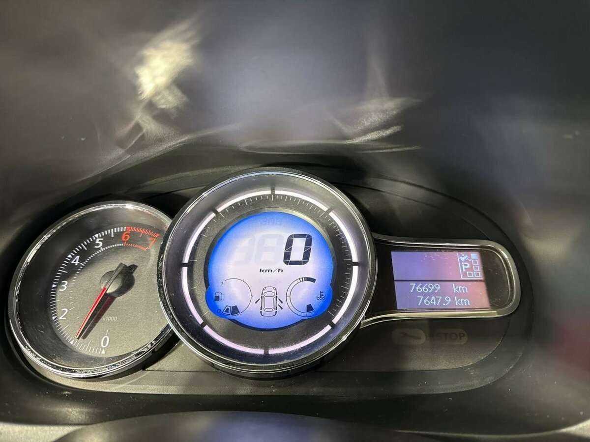 Renault Fluence, 2014 Фото №11