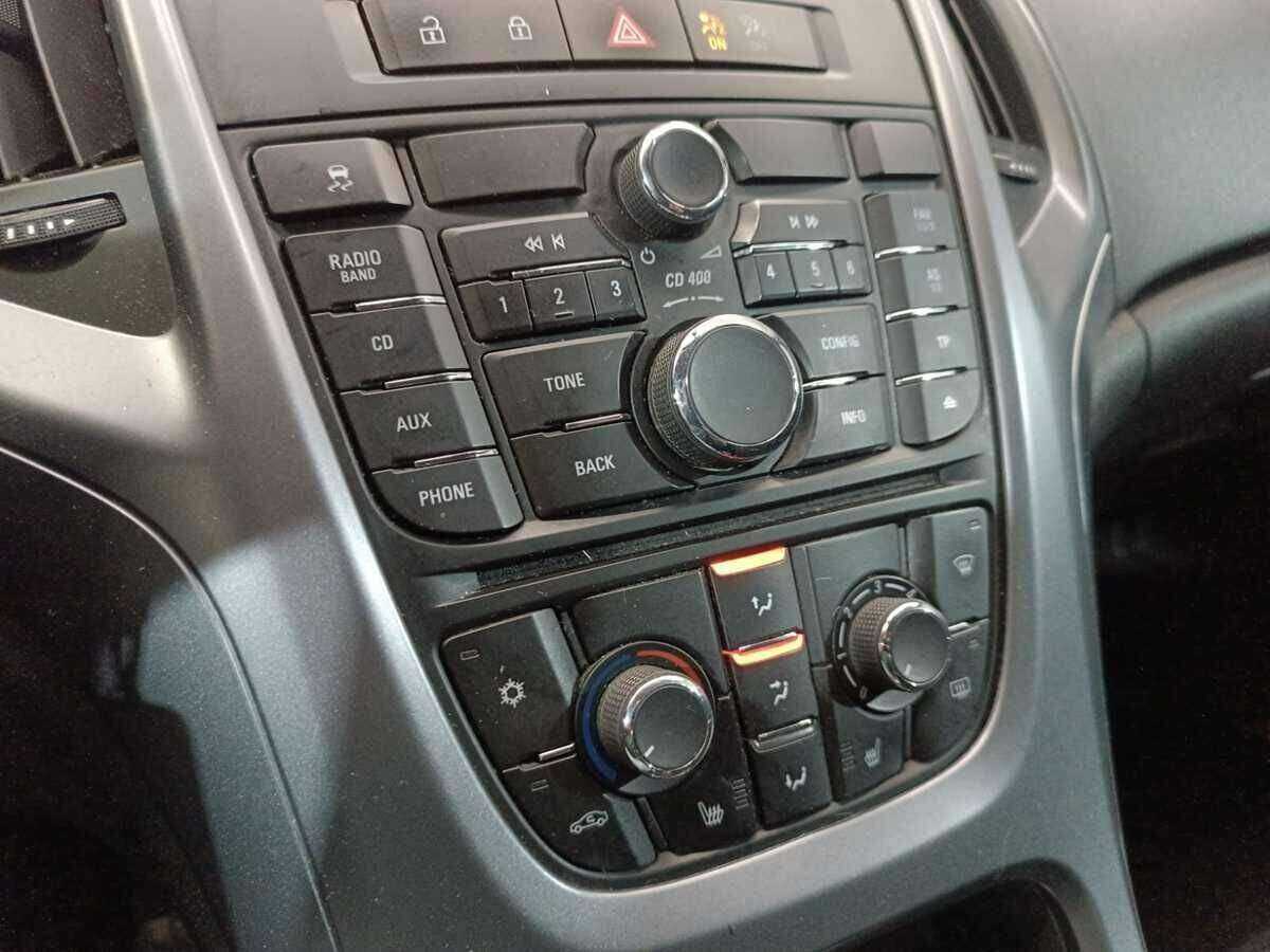 Opel Astra GTC, 2013 Фото №14