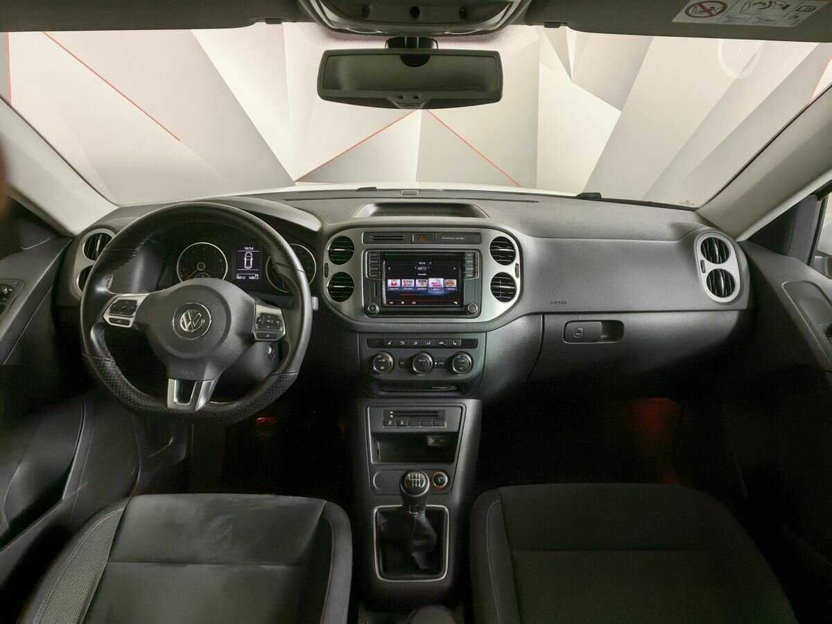 Volkswagen Tiguan, 2016 Фото №9