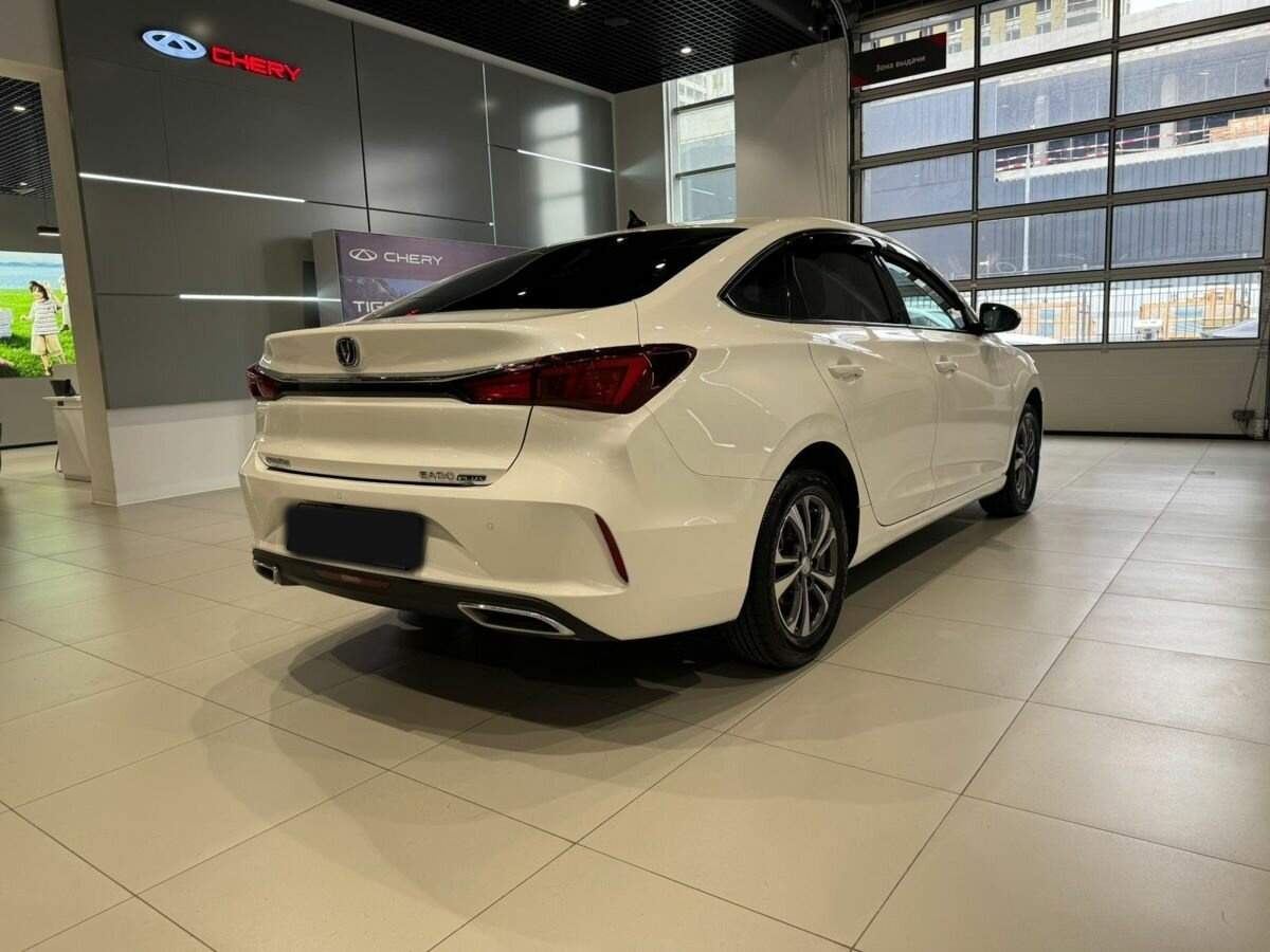 Changan Eado Plus, 2023 Фото №4