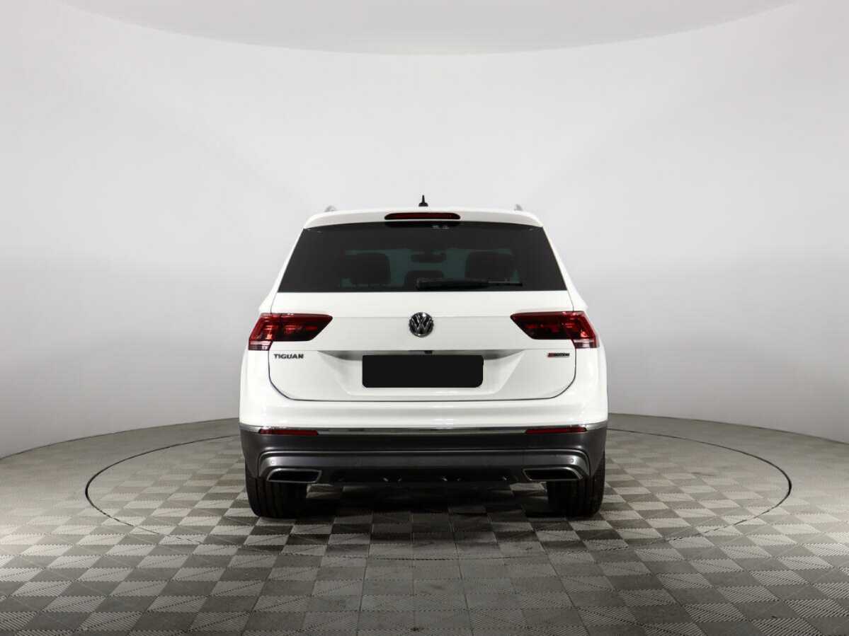 Volkswagen Tiguan, 2018 Фото №6