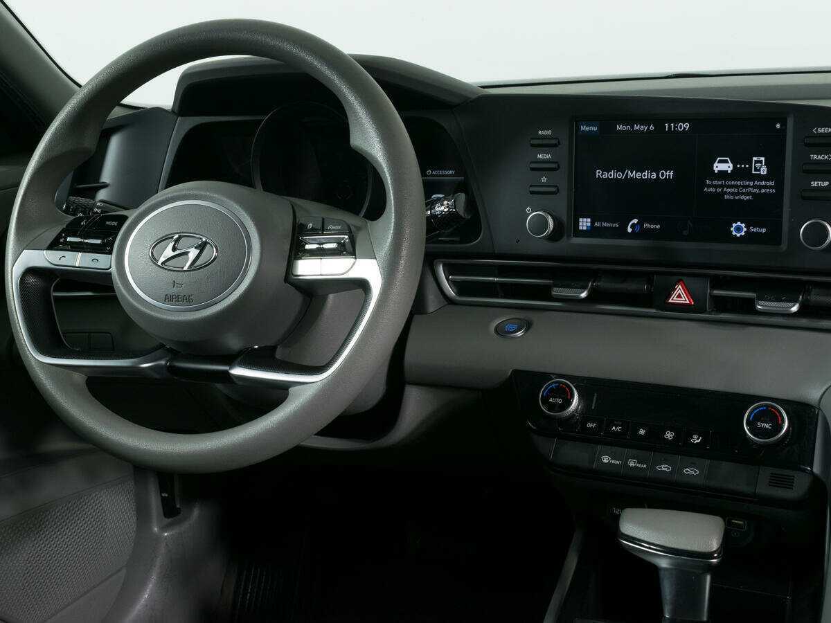 Hyundai Elantra, 2021 Фото №11