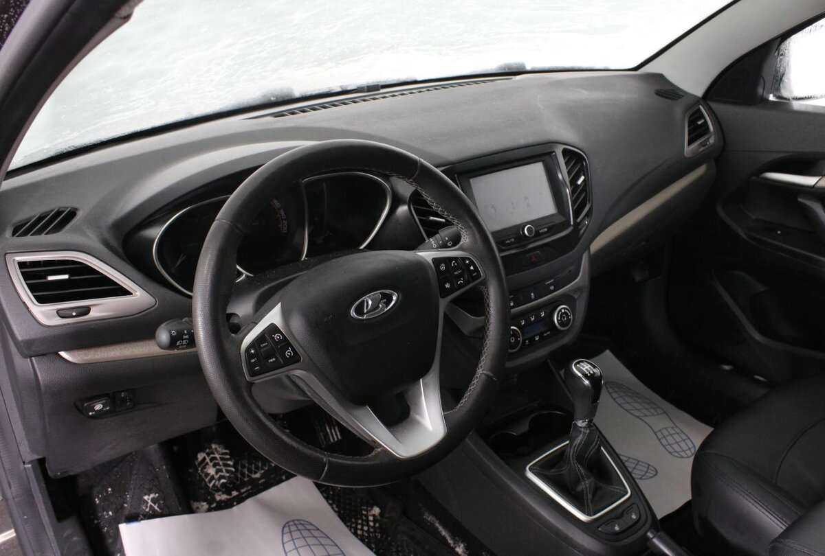 Lada (ВАЗ) Vesta SW, 2020 Фото №10