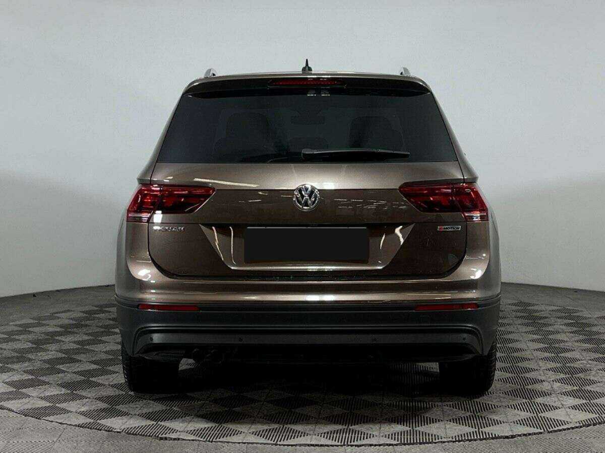 Volkswagen Tiguan, 2019 Фото №6