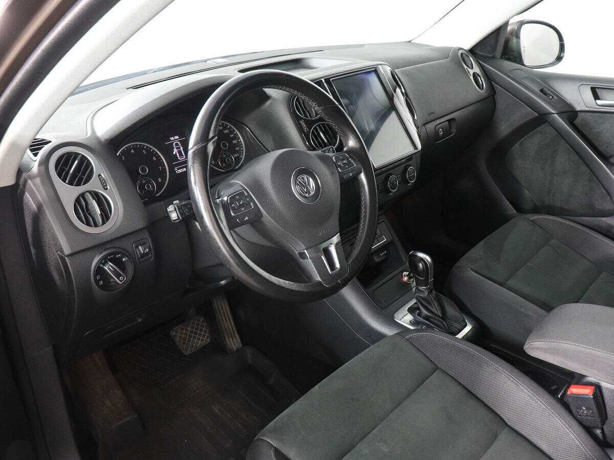 Volkswagen Tiguan, 2016 Фото №7