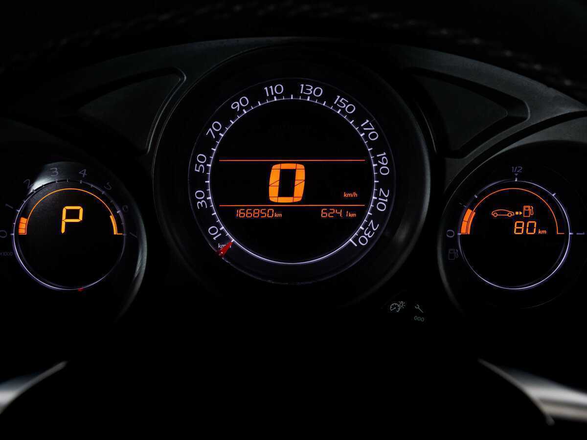 Citroen C4, 2012 Фото №14