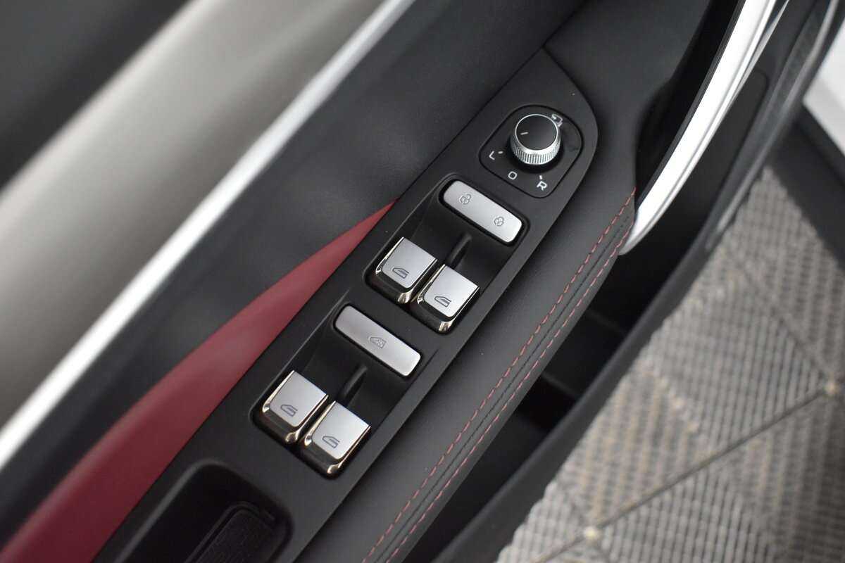 Geely Coolray, 2023 Фото №11