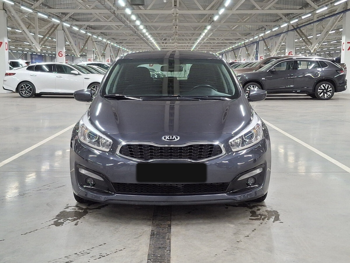 Kia Ceed II Рестайлинг, 2018 Фото №2