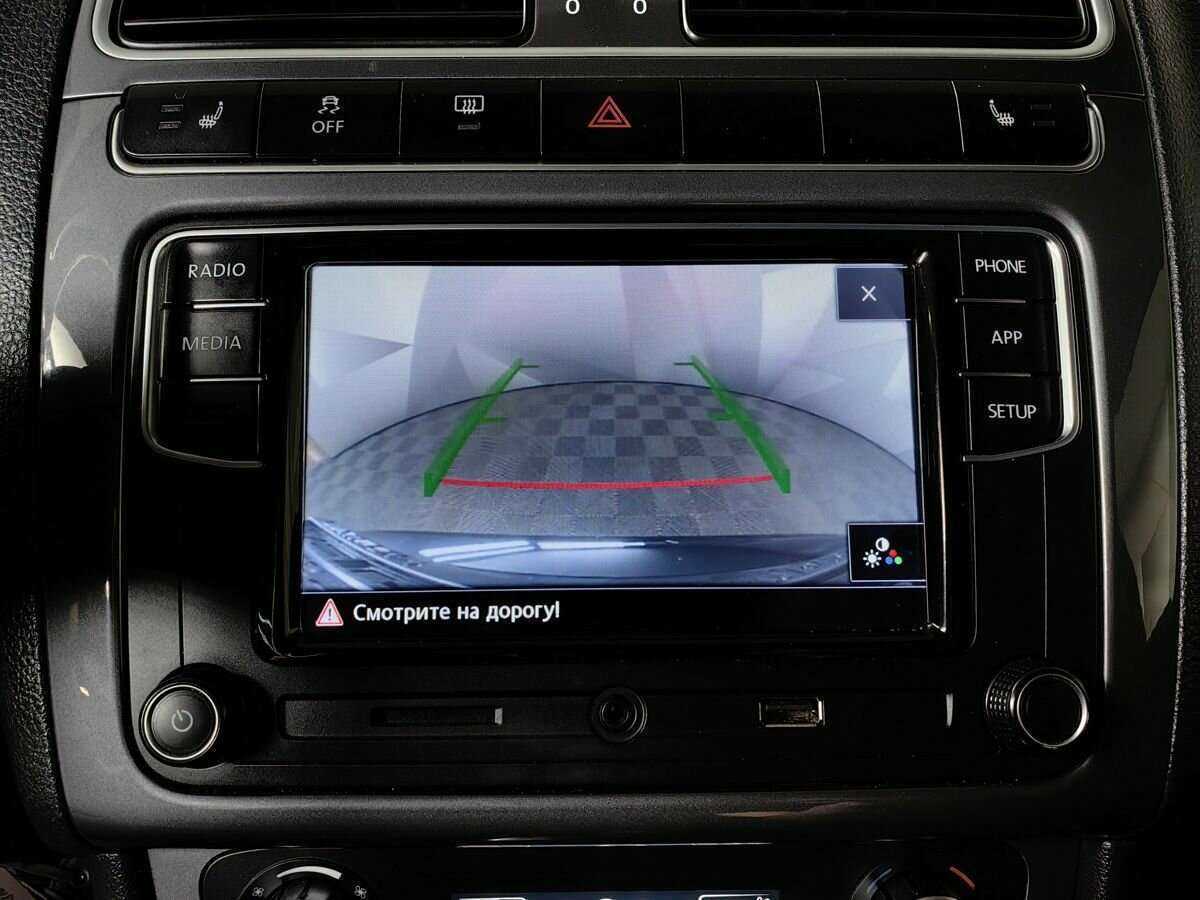 Volkswagen Polo, 2018 Фото №16