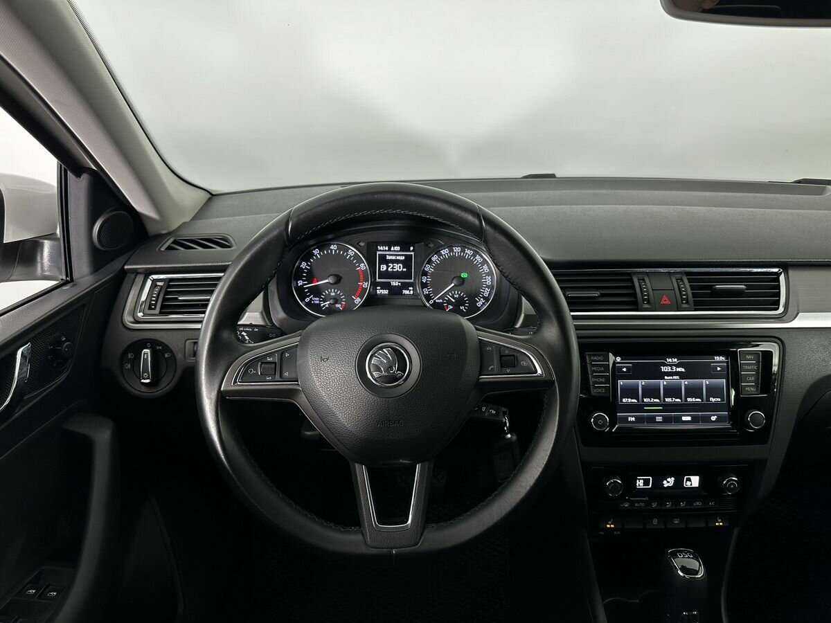 Skoda Rapid, 2016 Фото №12