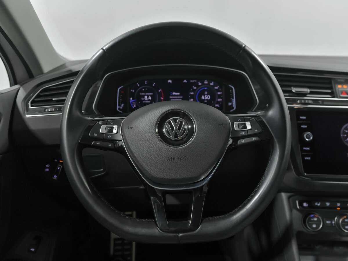 Volkswagen Tiguan, 2020 Фото №7