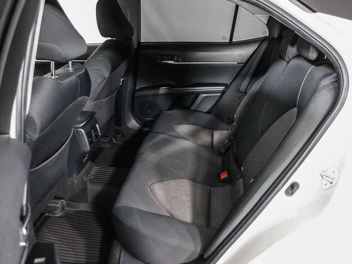 Toyota Camry, 2021 Фото №11