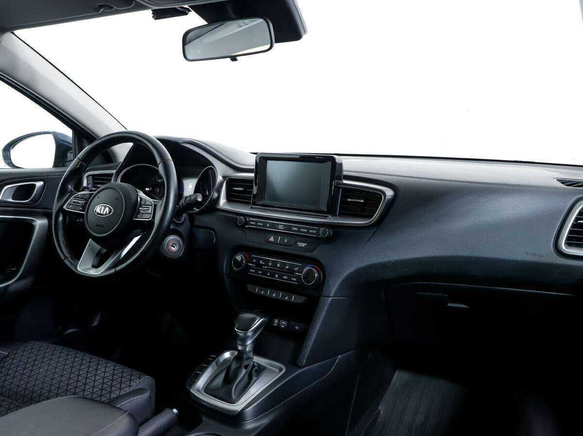 Kia Ceed, 2018 Фото №9