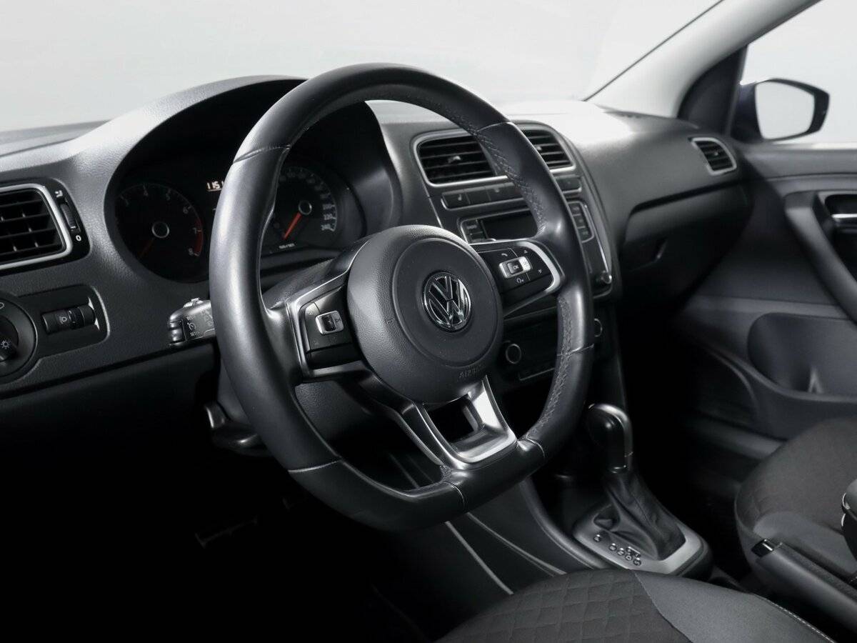 Volkswagen Polo V Рестайлинг, 2018 Фото №11