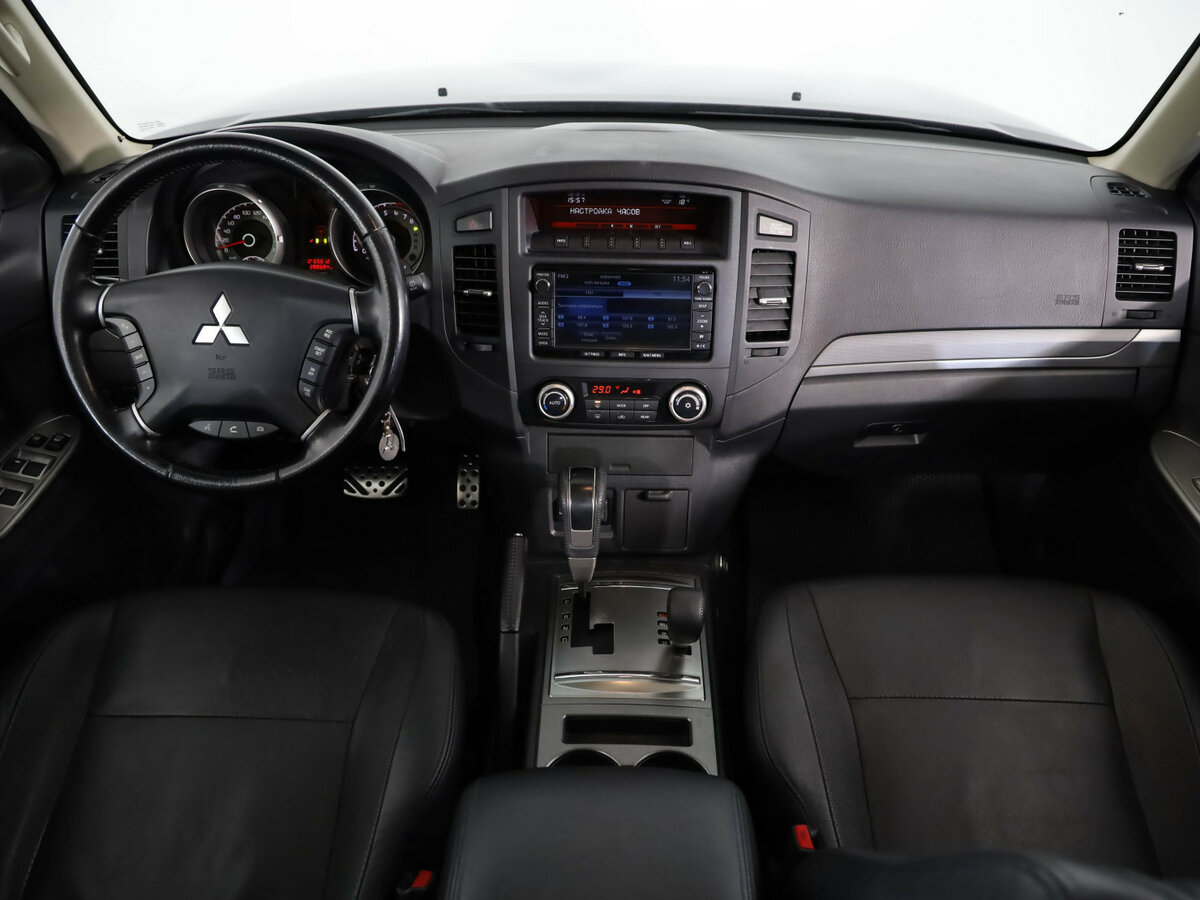 Mitsubishi Pajero IV Рестайлинг 1, 2013 Фото №9