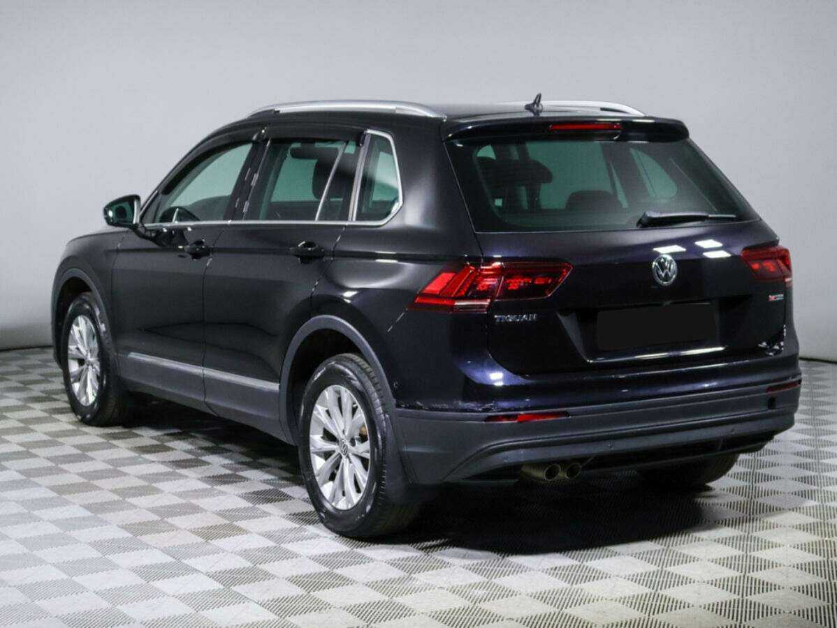 Volkswagen Tiguan, 2018 Фото №6