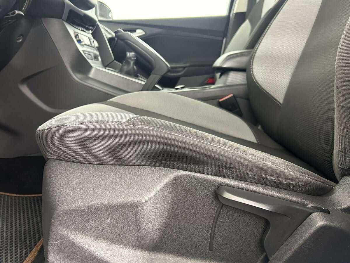 Ford Focus, 2013 Фото №10