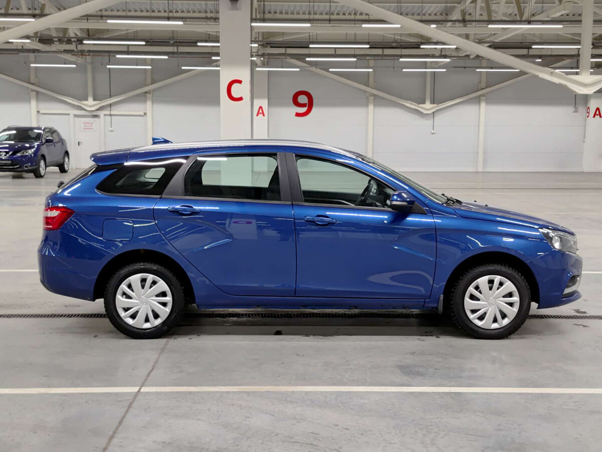 Lada (ВАЗ) Vesta SW I, 2022 Фото №4