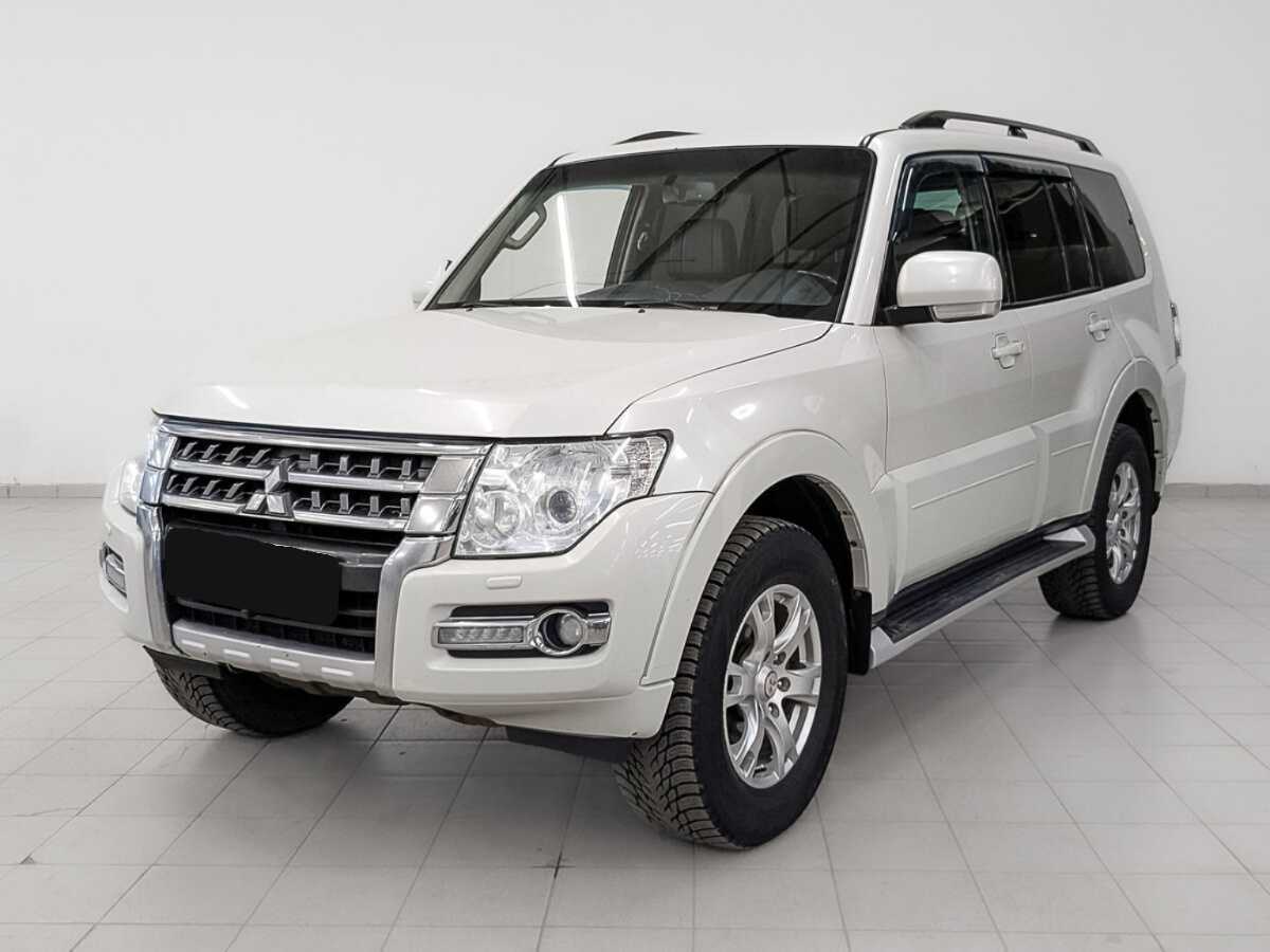 Mitsubishi Pajero, 2015 Фото №1