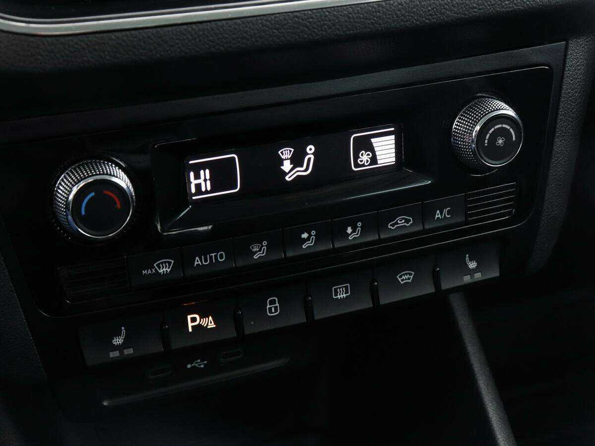 Skoda Rapid, 2020 Фото №17