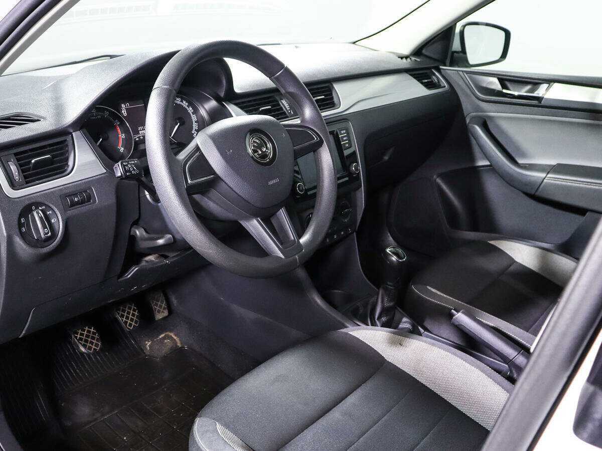Skoda Rapid, 2019 Фото №12