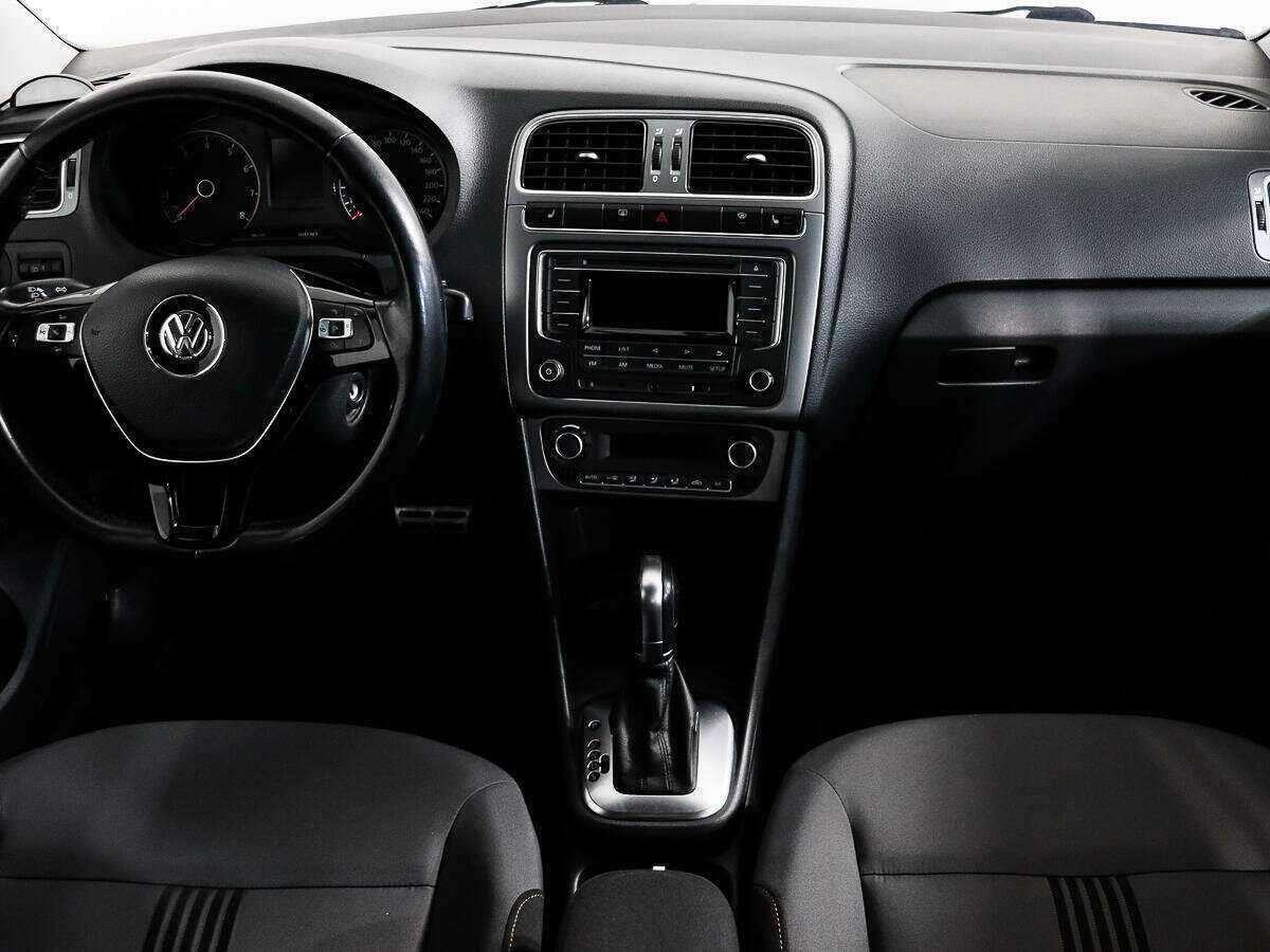 Volkswagen Polo, 2016 Фото №12
