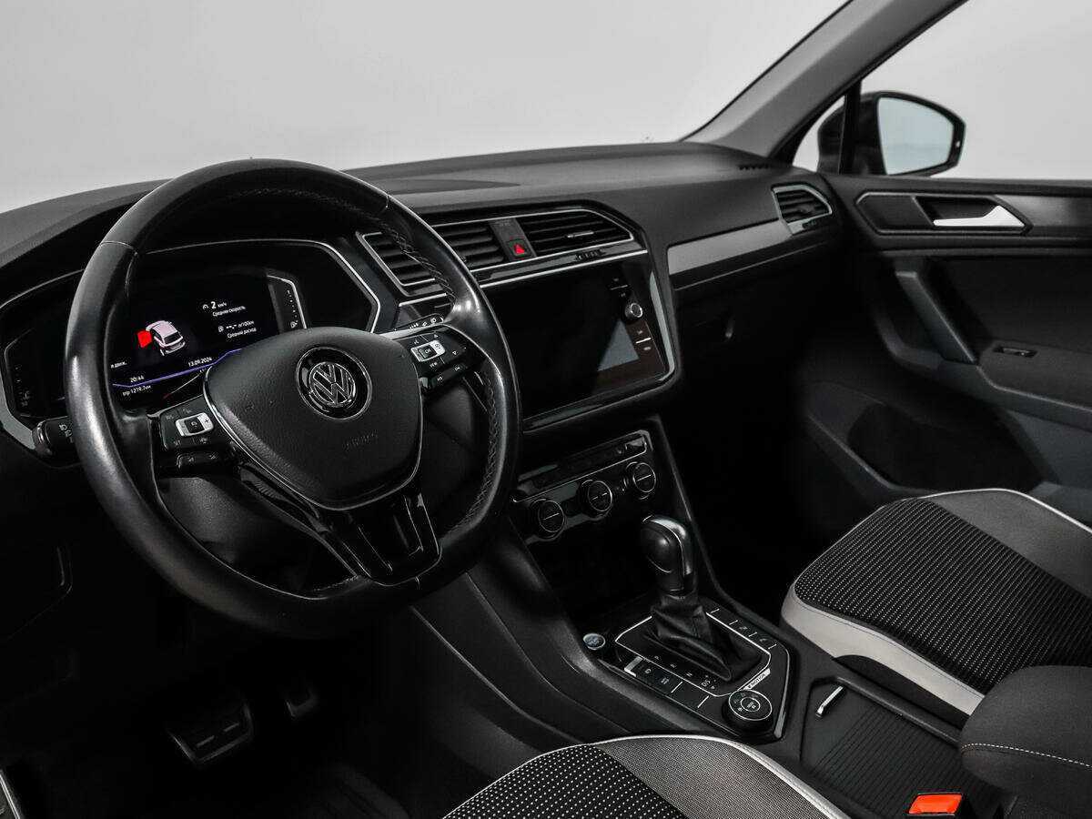 Volkswagen Tiguan, 2019 Фото №9