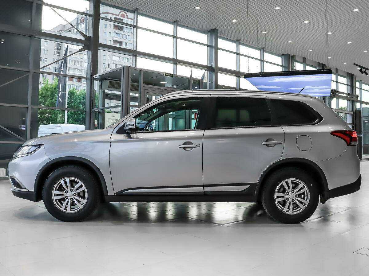 Mitsubishi Outlander, 2016 Фото №8