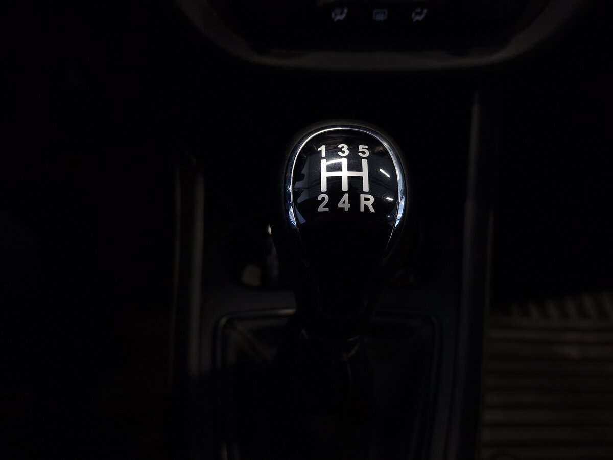 Lada (ВАЗ) Vesta SW, 2020 Фото №9