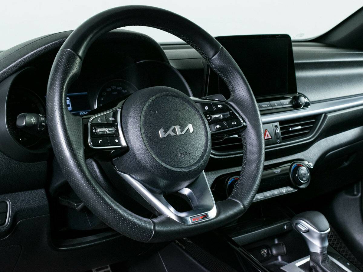 Kia Cerato, 2021 Фото №14