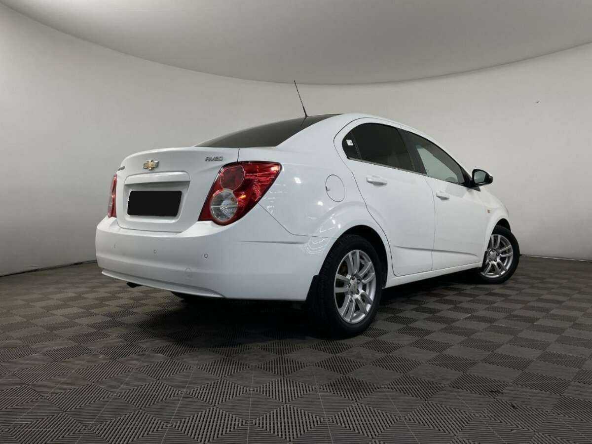 Chevrolet Aveo, 2015 Фото №4