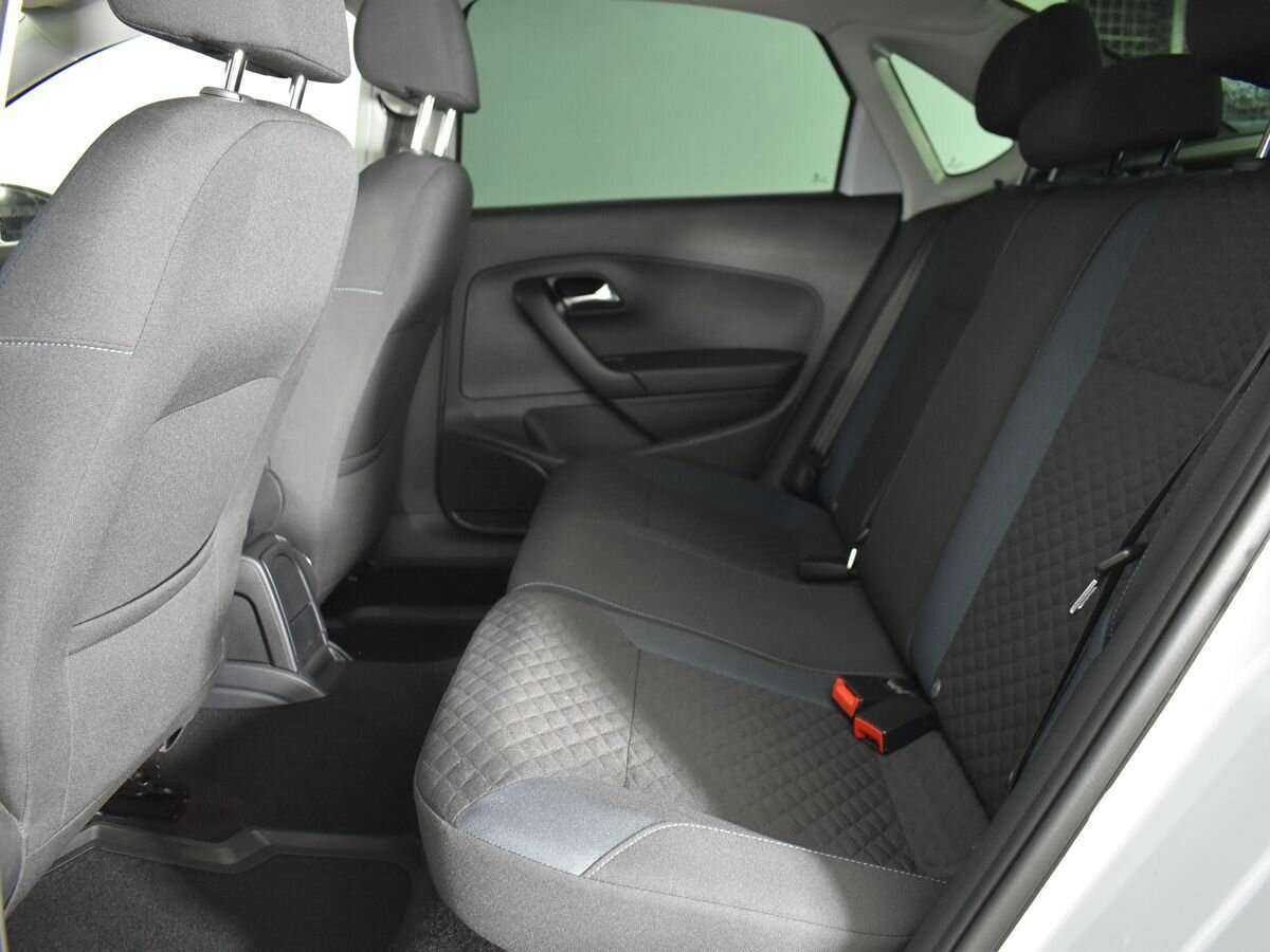 Volkswagen Polo, 2019 Фото №15