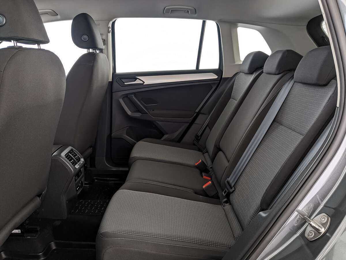 Volkswagen Tiguan, 2021 Фото №12