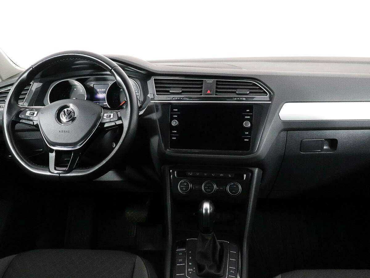Volkswagen Tiguan, 2020 Фото №7