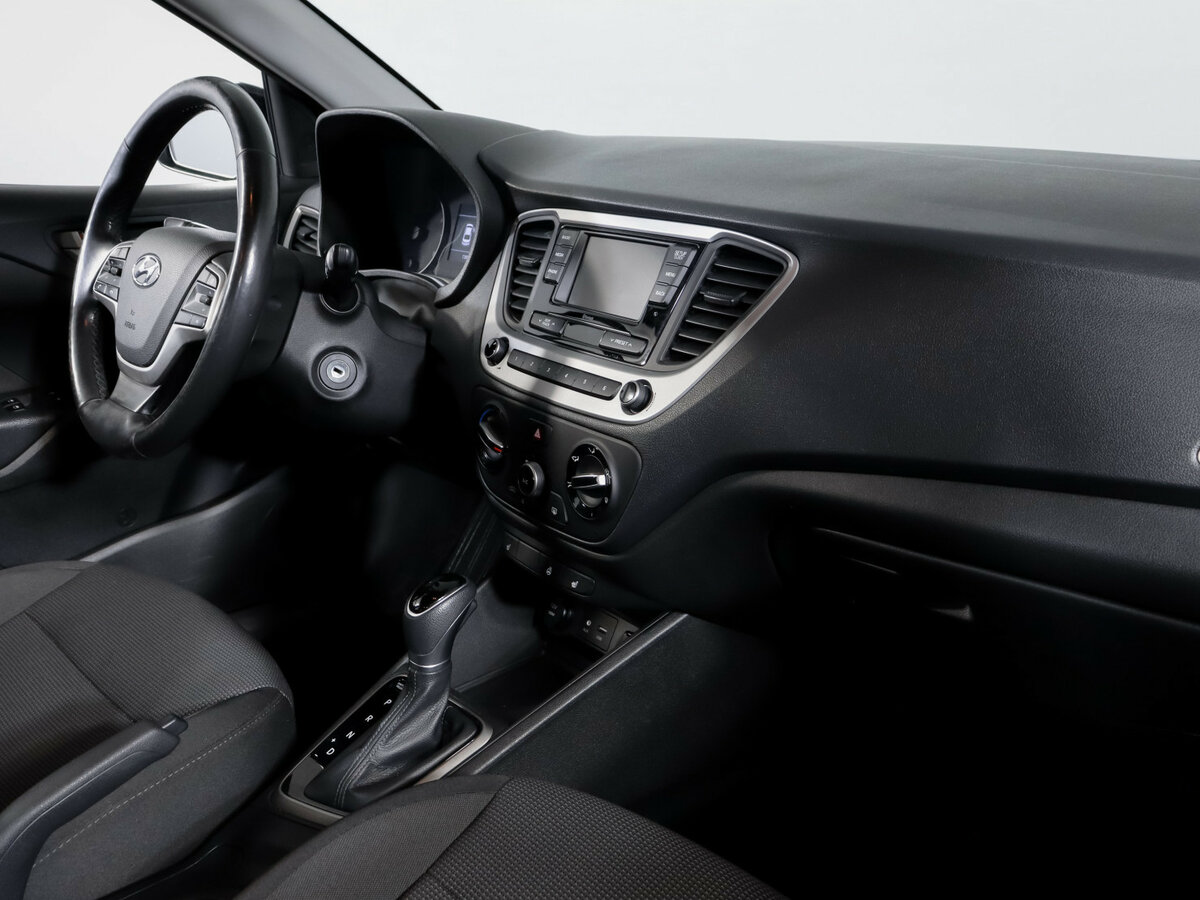 Hyundai Solaris II, 2018 Фото №7