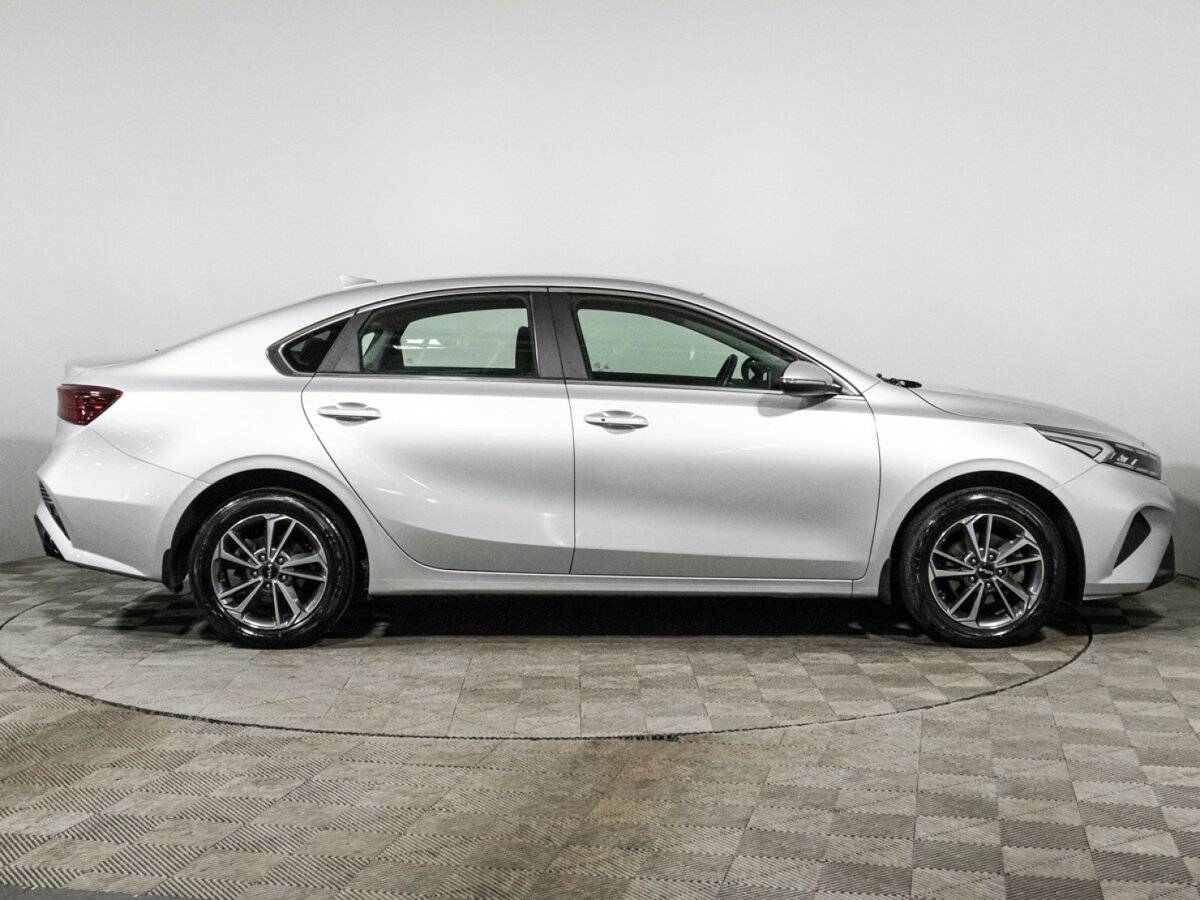 Kia Cerato, 2021 Фото №4