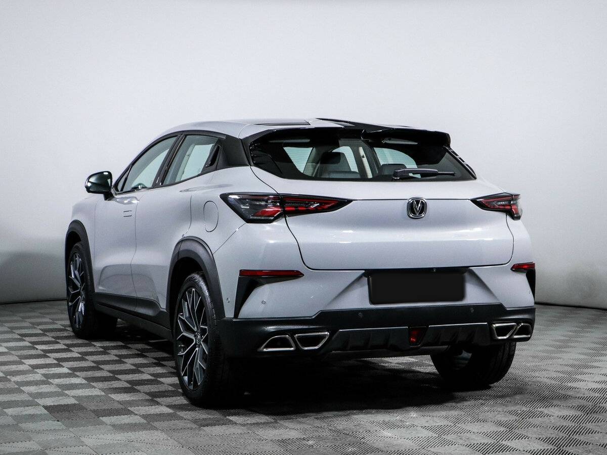 Changan UNI-T I, 2023 Фото №6