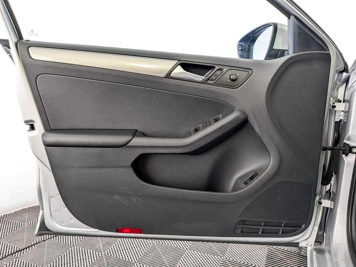 Volkswagen Jetta, 2016 Фото №19