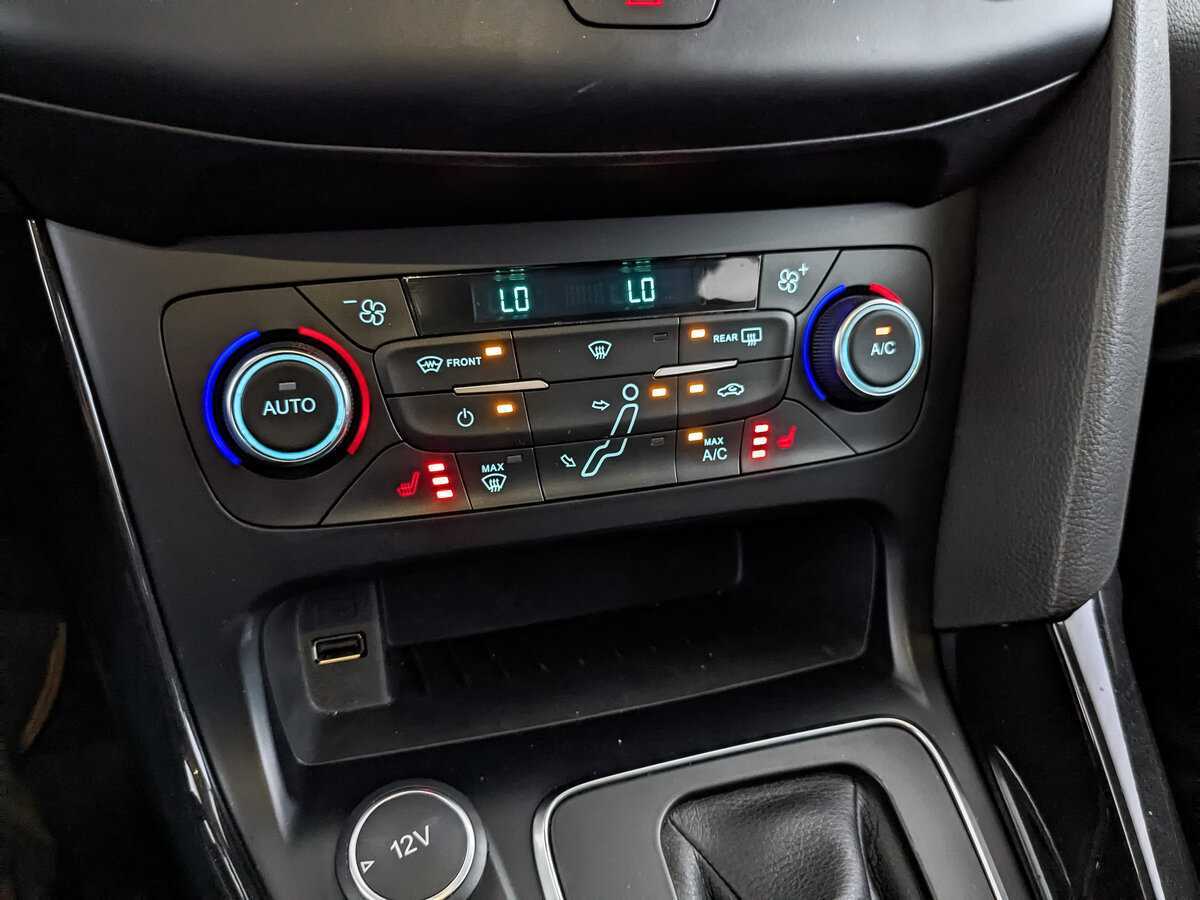 Ford Focus, 2017 Фото №21