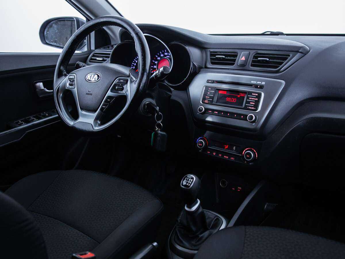 Kia Rio, 2017 Фото №11