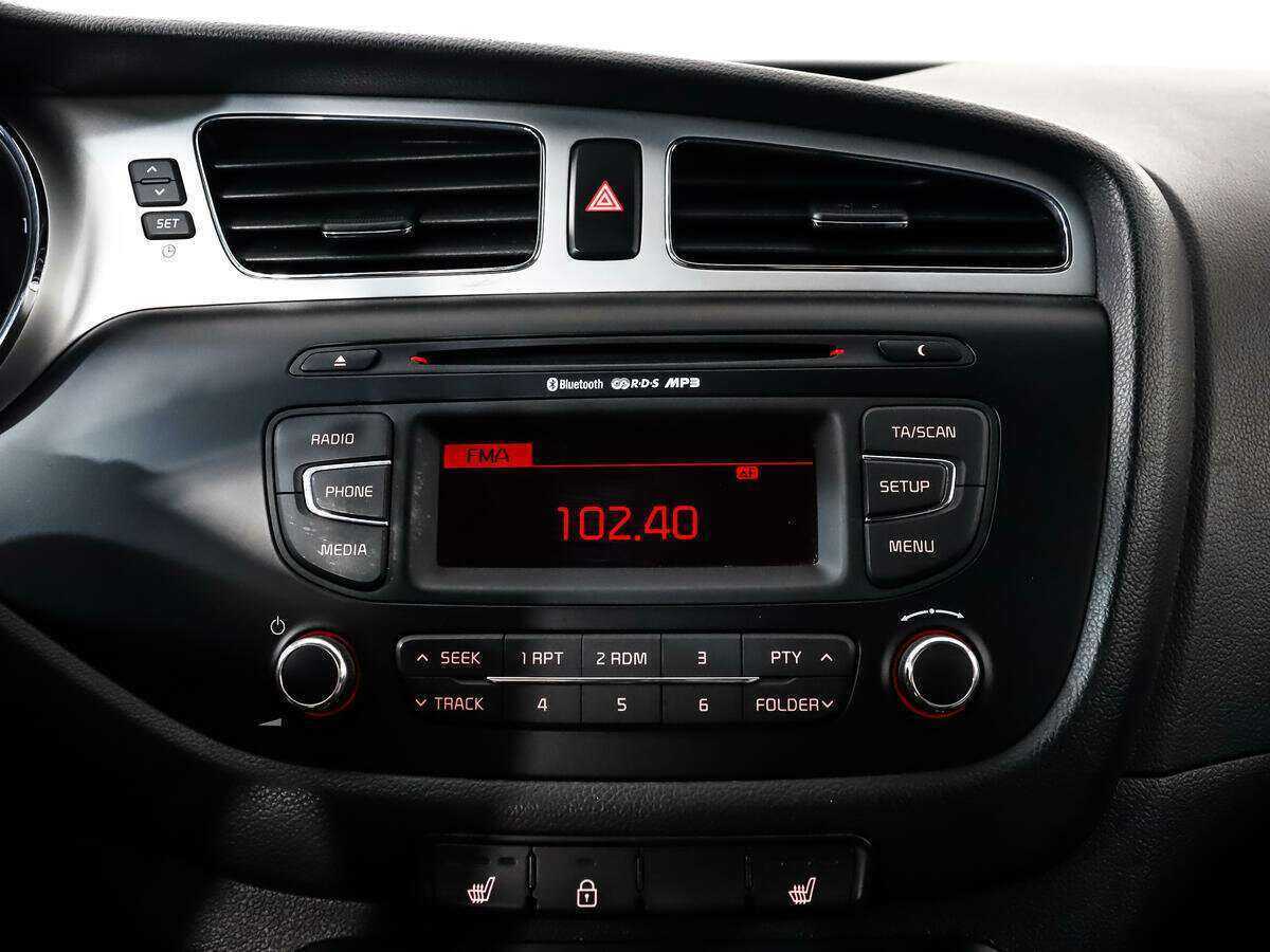 Kia Ceed, 2015 Фото №13