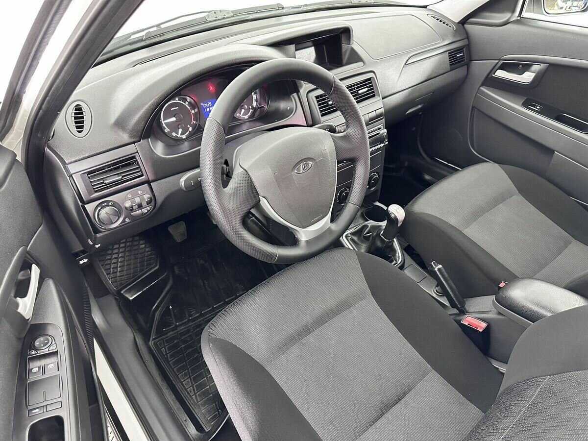 Lada (ВАЗ) Priora, 2017 Фото №7